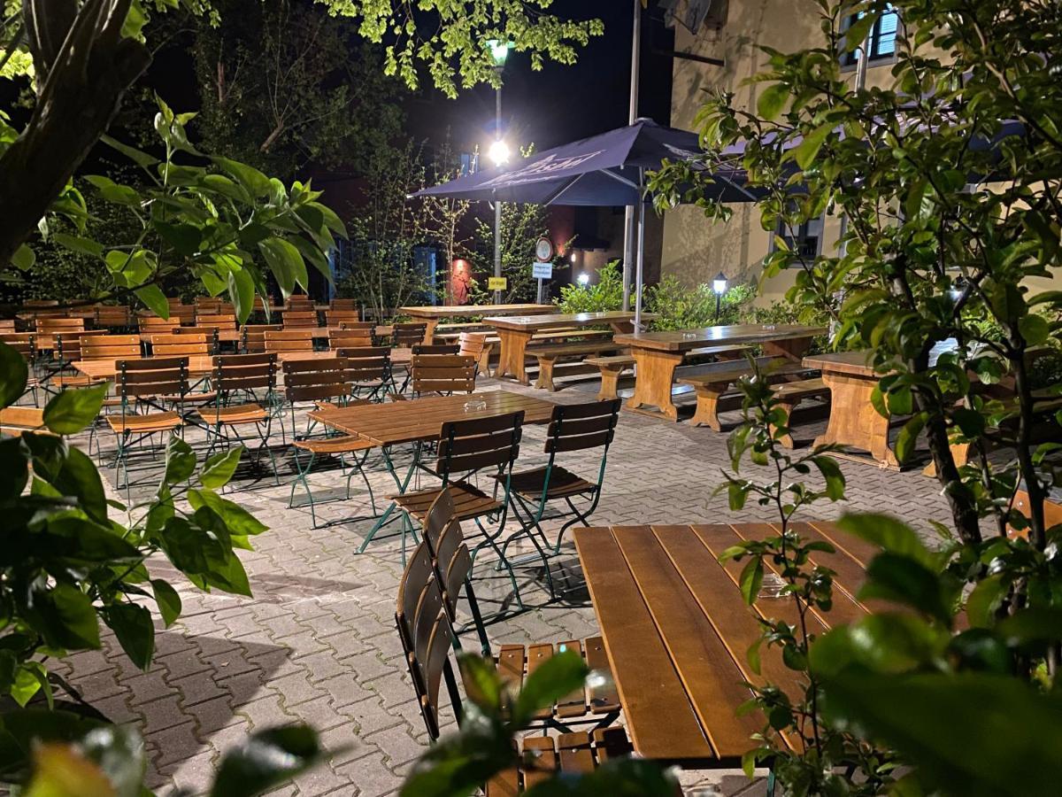 Hotel-Gasthof Zur Post Фельбург Екстер'єр фото